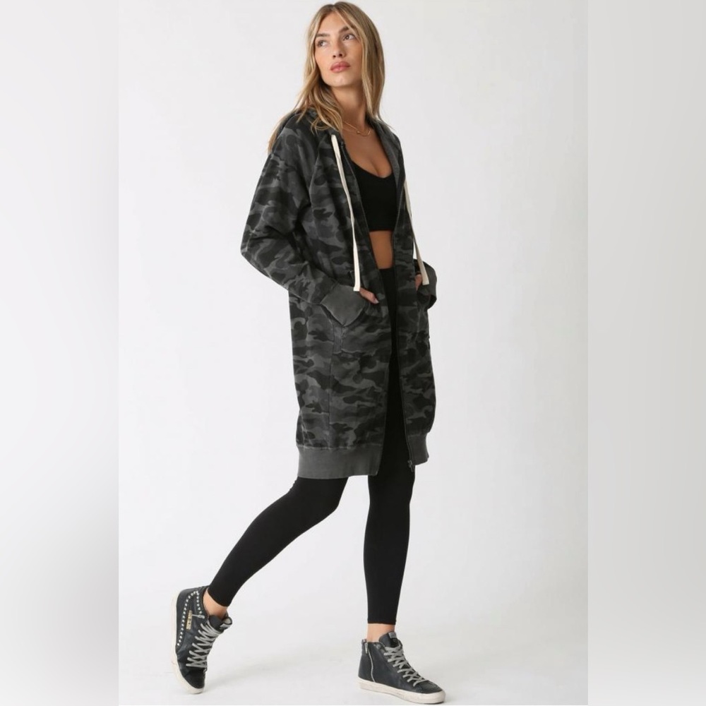Electric & Rose Women’s Joplin Hoodie Camo